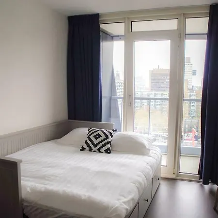 Apartment Calypso City Center Near Central Station With Parking Rotterdam